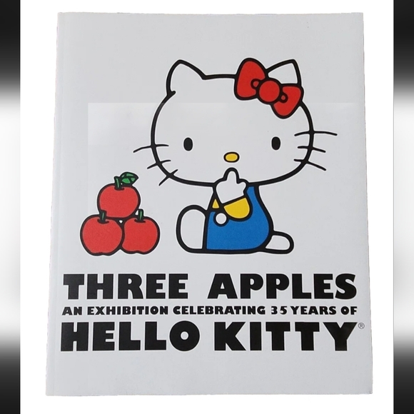 HELLO KITTY- Three Apples- An Exhibition Celebrating 35 Years Book- 2009 - Picture 1 of 5